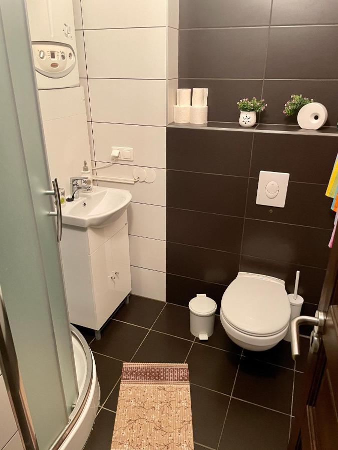 Árvíz Apartman Szeged Exterior foto
